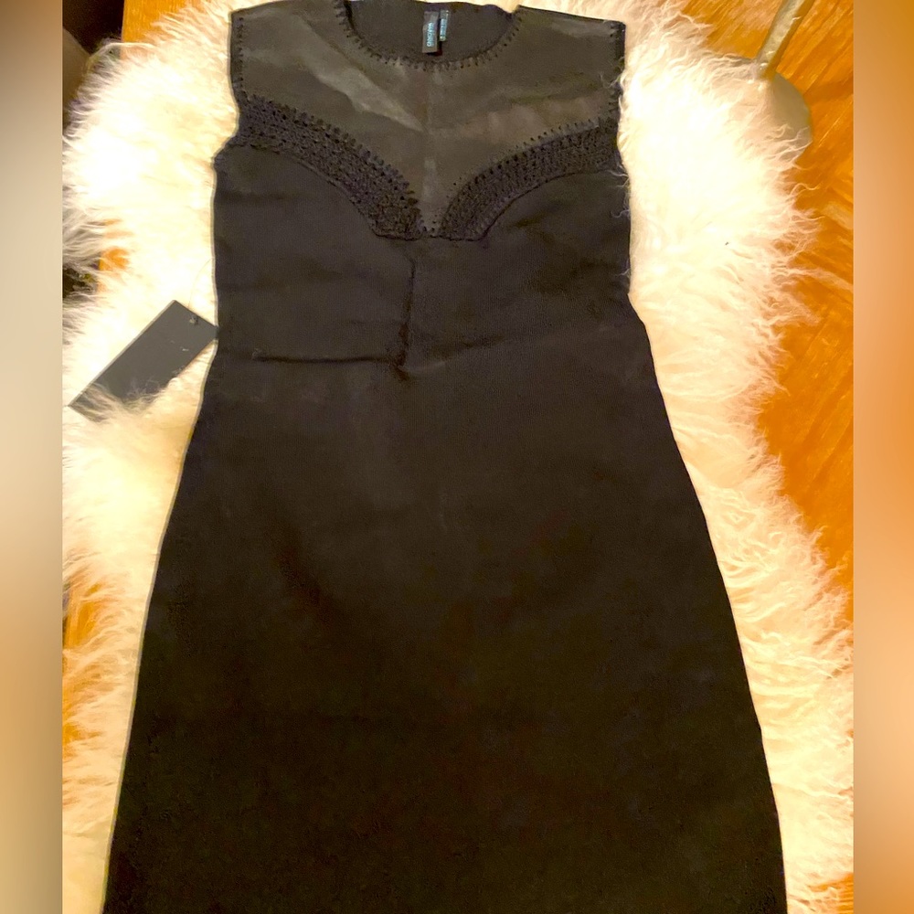 BNWT Marciano luxurious leather look-viscose fitted dress in Size S!!